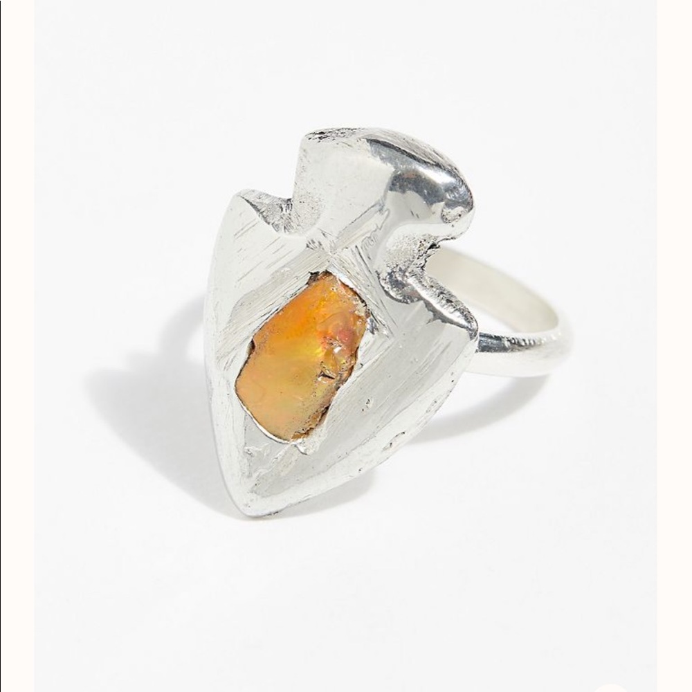 🌾Free People🌾 Arrowhead gem ring